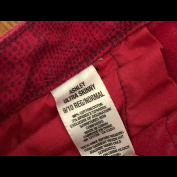 Jeans - Picture 3 of 4